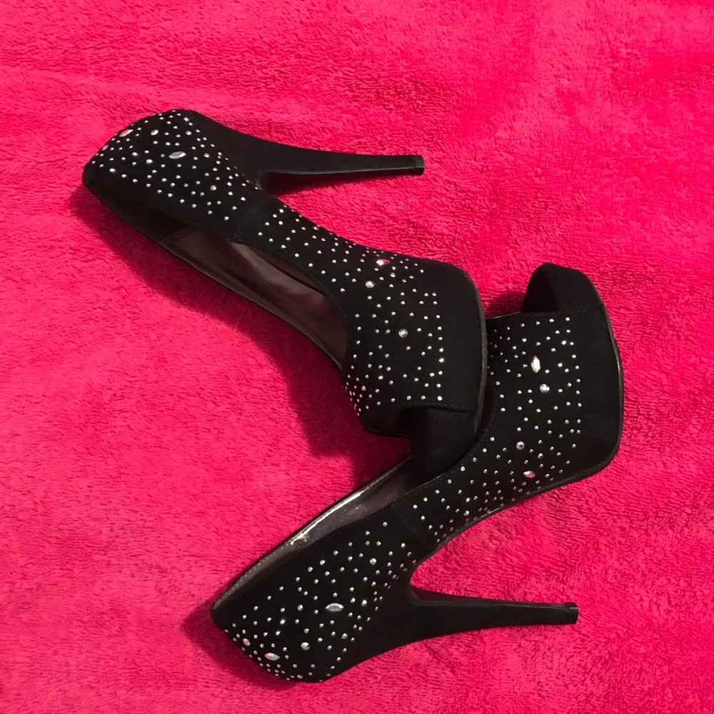 Peep Toe Heels - Picture 1 of 1